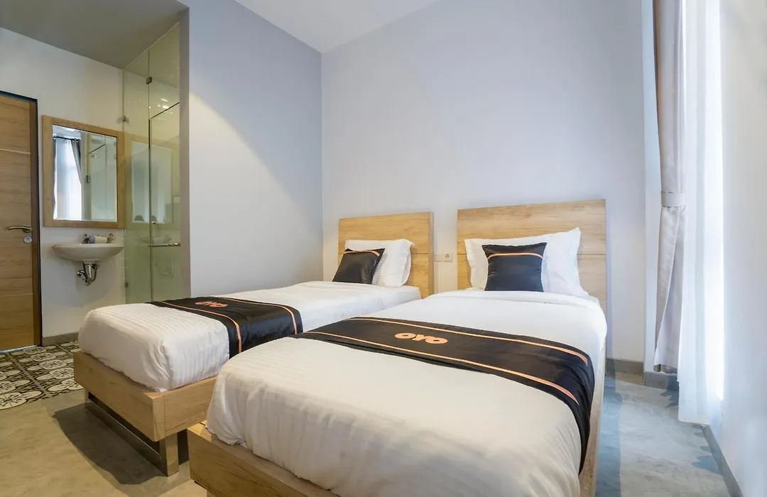 Collection O 2627 Ratamya Co-Living-1